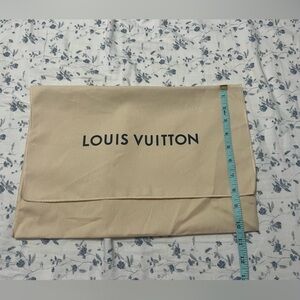 Original Louis Vuitton duster bag